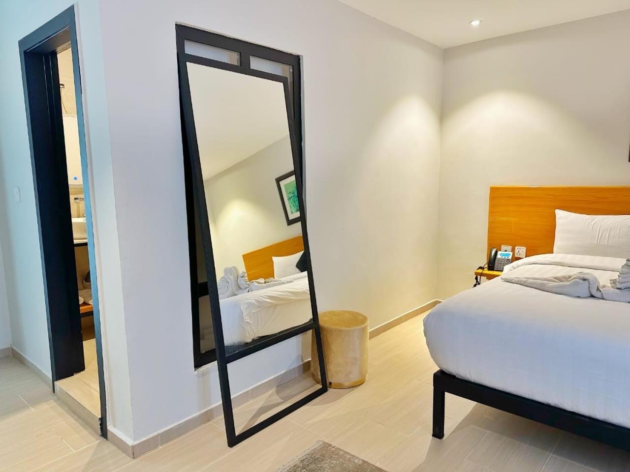 The Avenue Hotel Ισλαμαμπάντ Εξωτερικό φωτογραφία